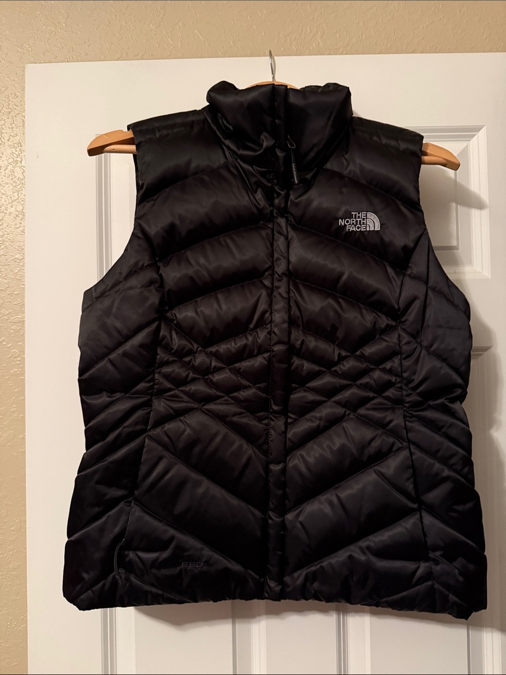 The North Face Women's Black Quilted Puffer Vest
